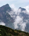 我们曾经翻过那座山英文